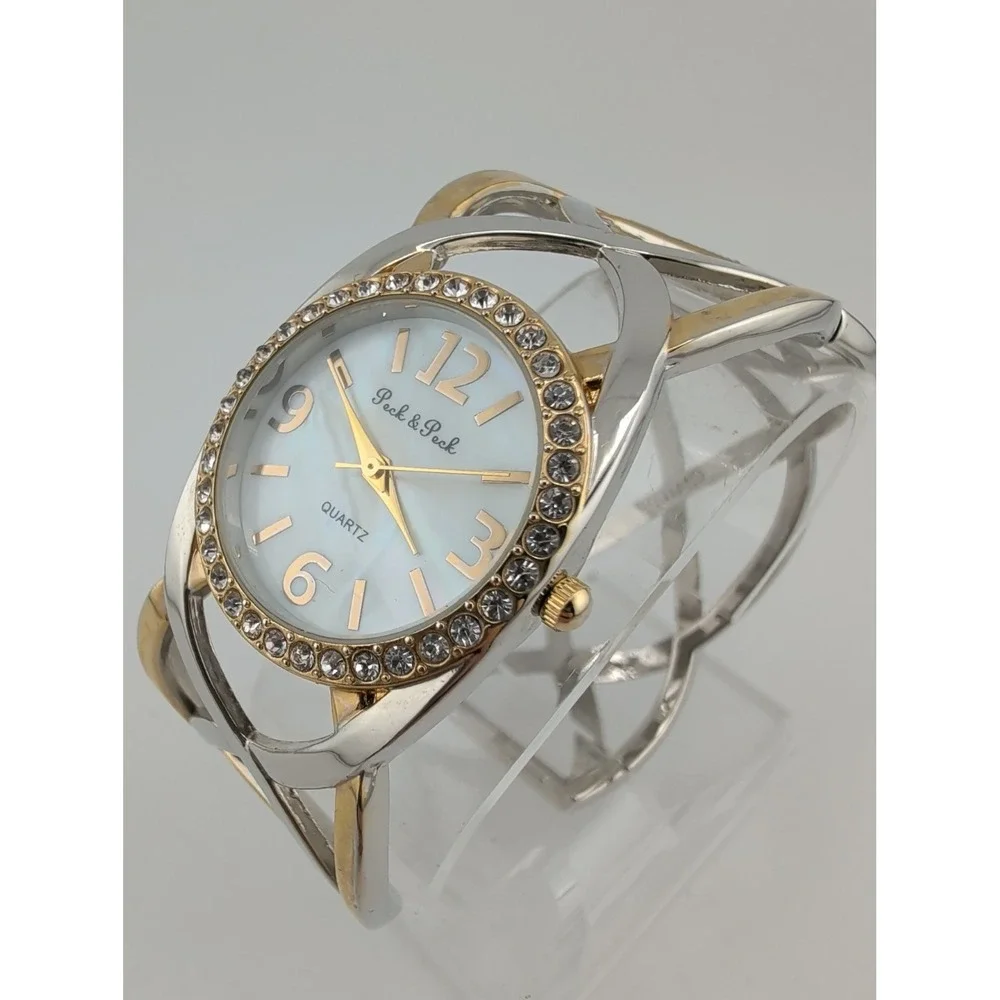 Peck & Peck Women's Watch 30mm Case Bangle  Rhinestone Bezel- New Battery
